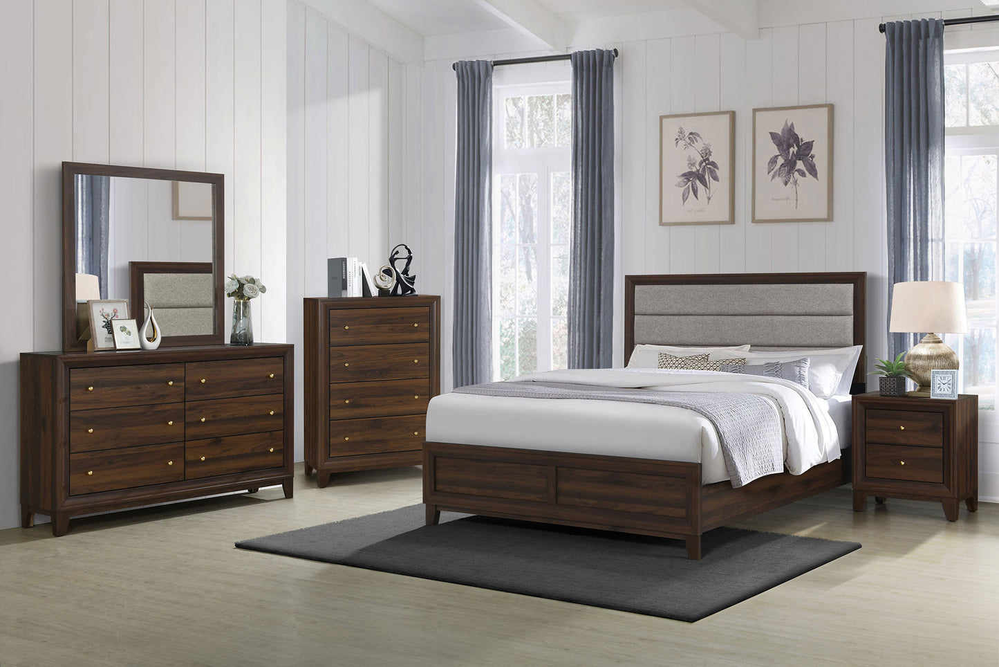 Welsley 5-piece California King Bedroom Set Walnut